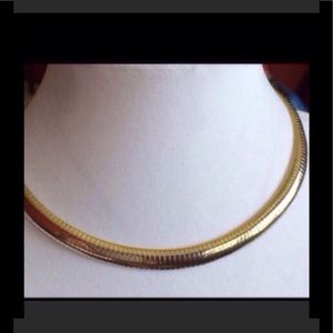 NWOT Premier Designs gold "Regency" choker